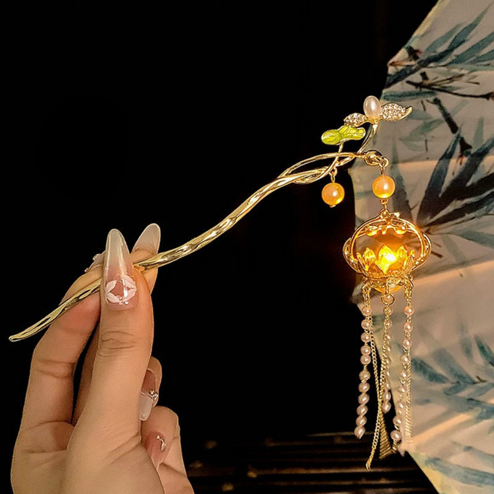 発光花ヘアピン絶妙な蓮の花のタッセルヘアスティックエレガント - Lighting Decor Items のレビューと価格