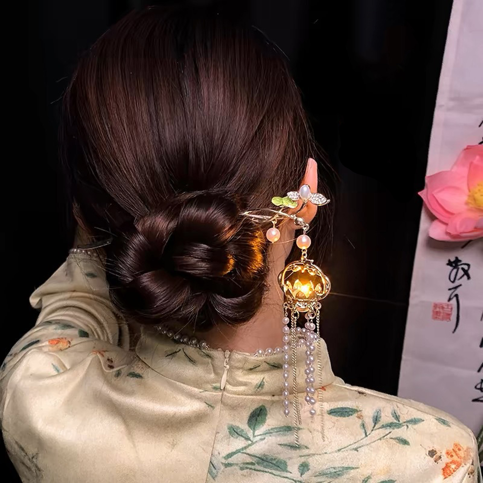 発光花ヘアピン女性のためのクリエイティブ蓮発光ランタンタッセ - Lighting Decor Items のレビューと価格